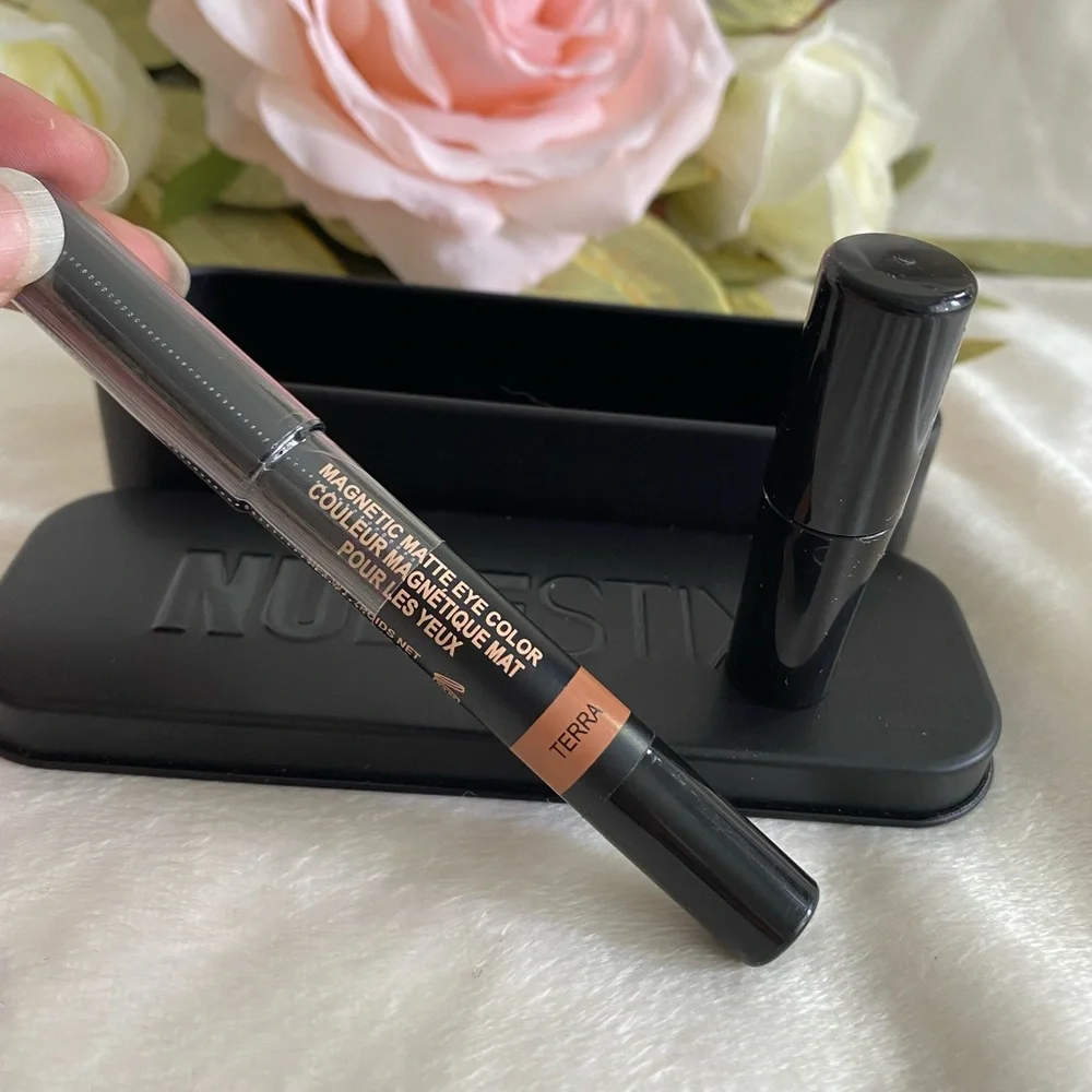 Nudestix Magnetic Matte Eye Color in Terra